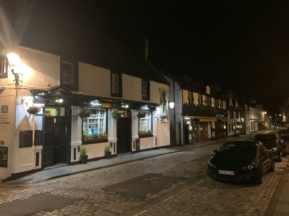 The Stag Head Hotel — Foto’s 1